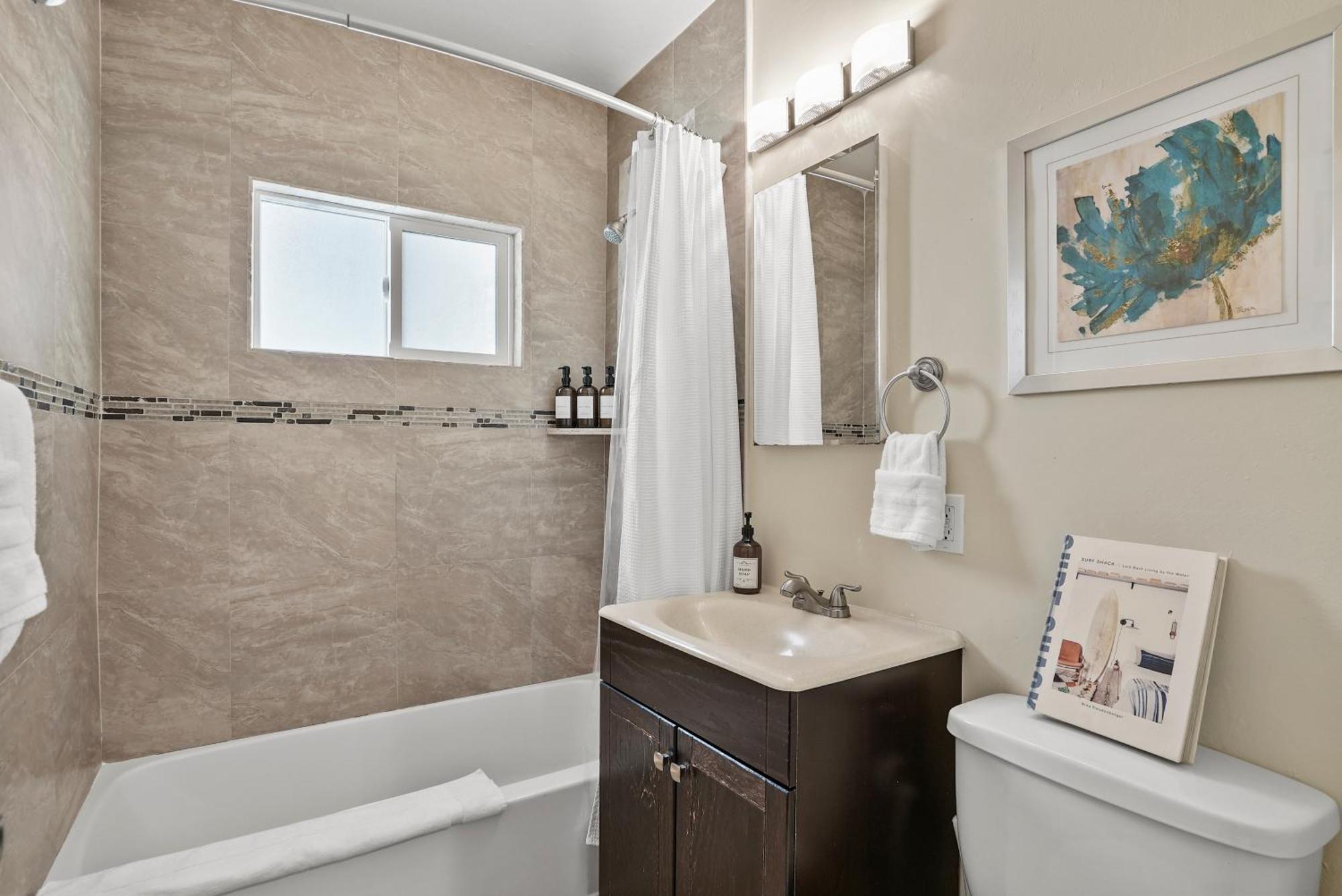 R3851 - Riviera Views Holiday home