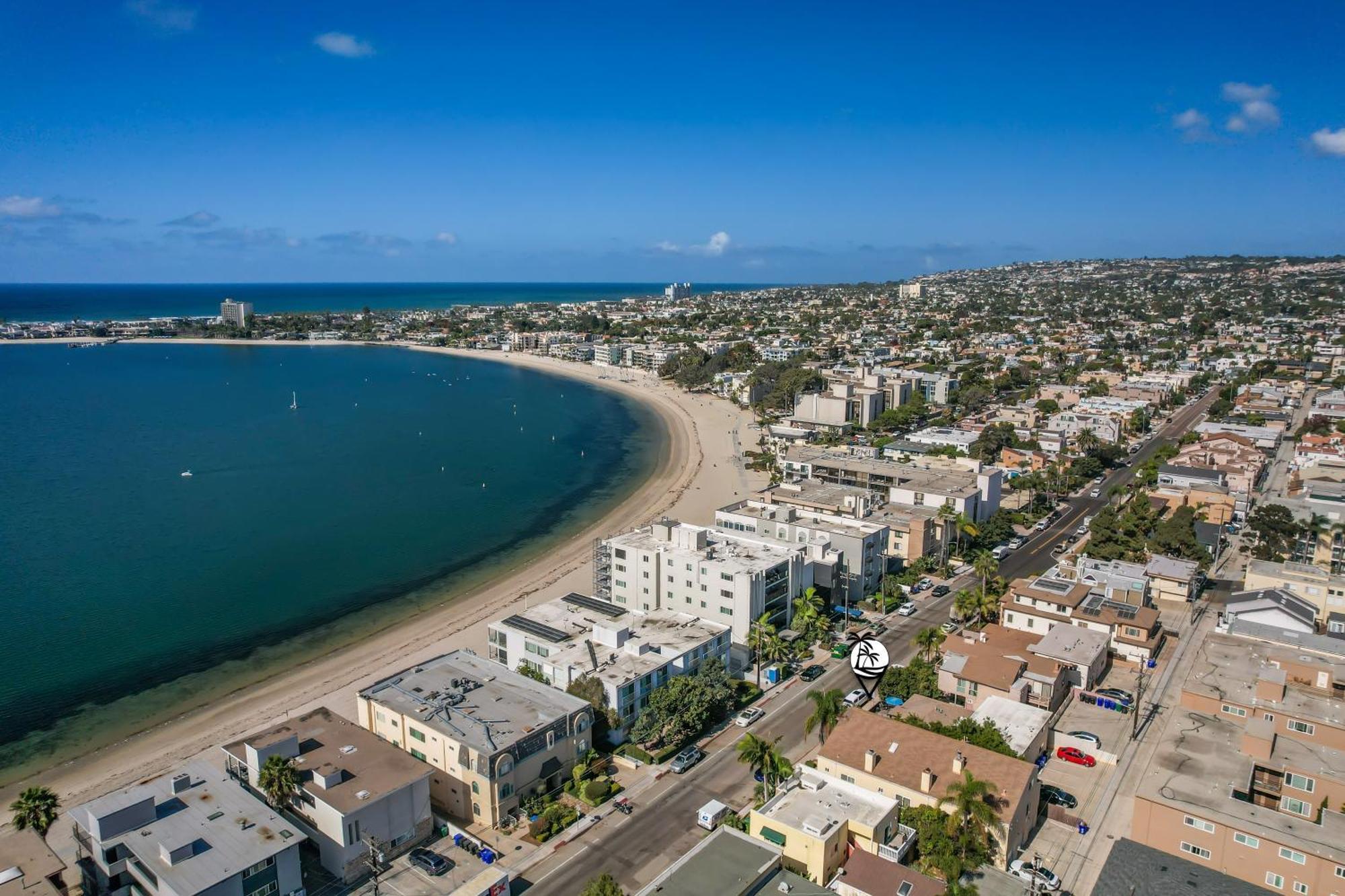 R3851 - Riviera Views * San Diego