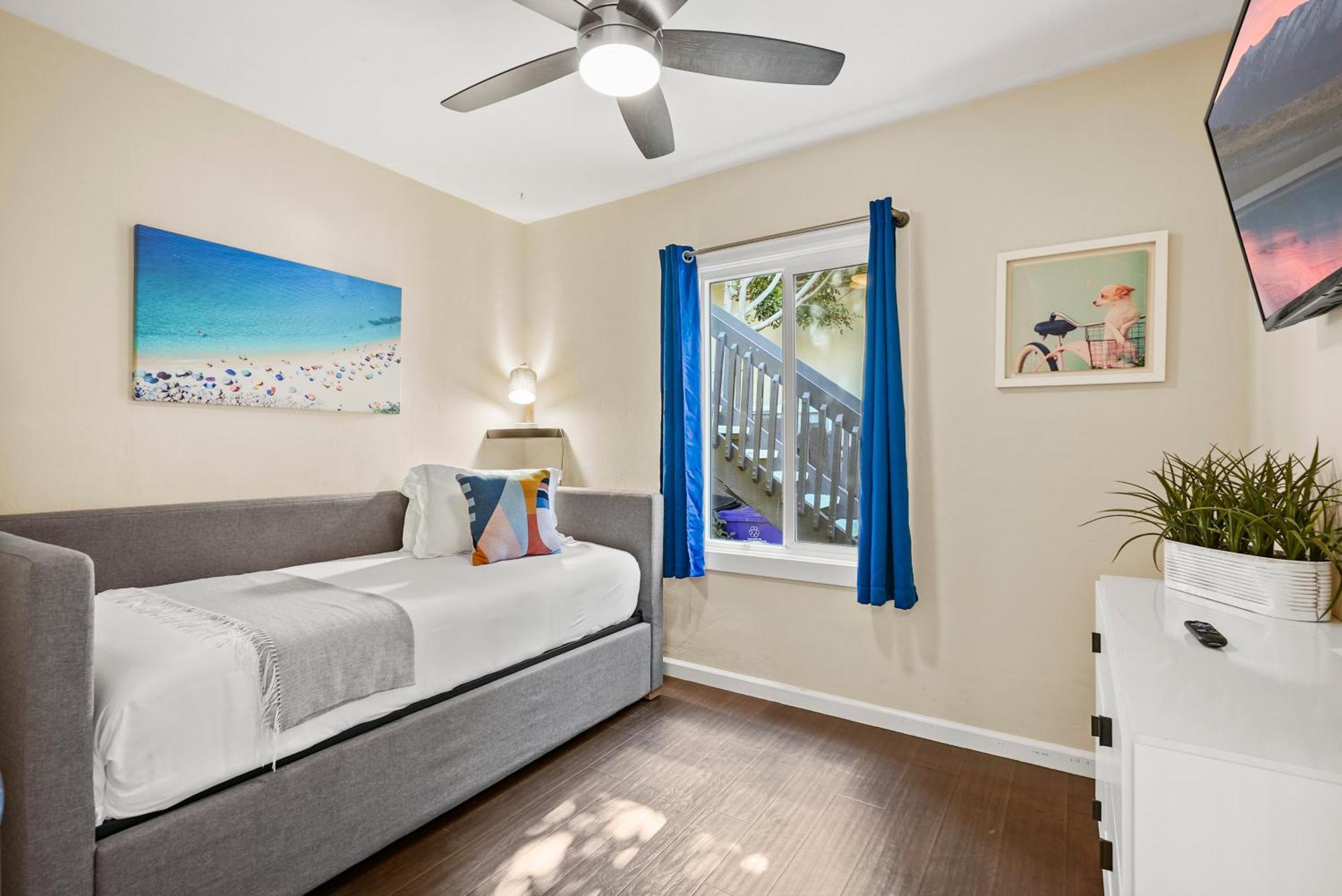 R3851 - Riviera Views Holiday home *